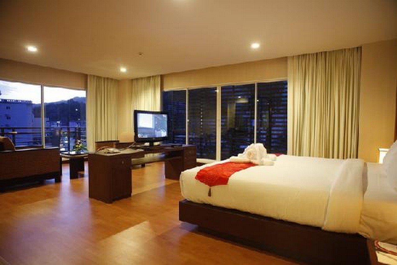 Hotel The Kris Resort Hotel 4*