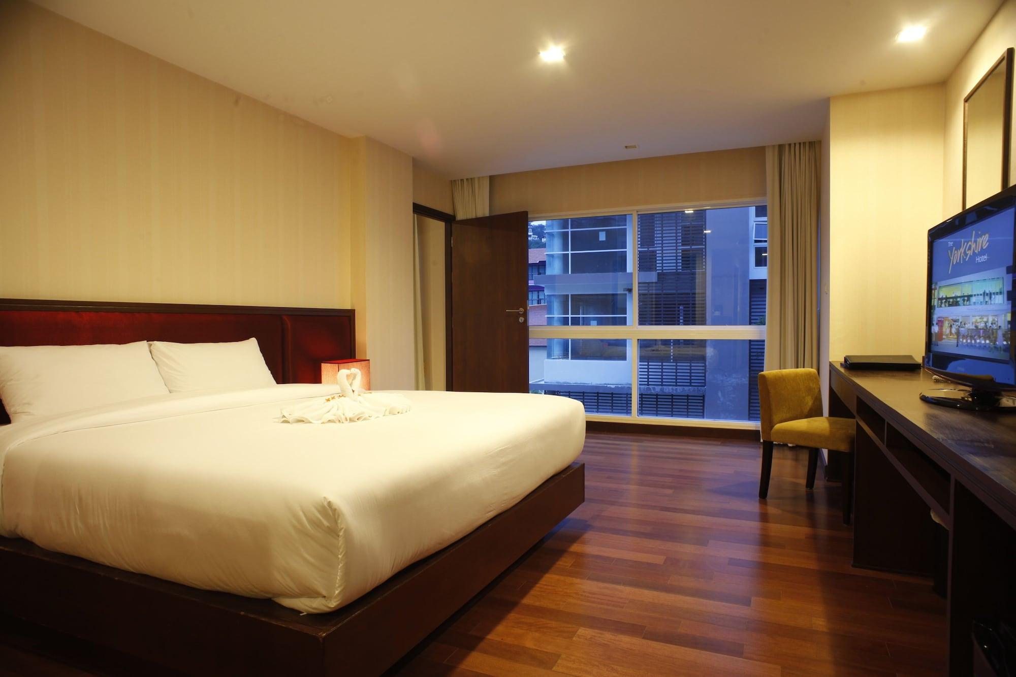 The Kris Resort Hotel 4* Patong