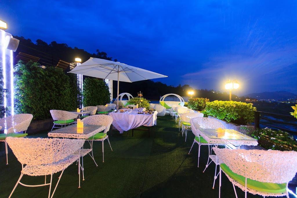 Hotel The Kris Resort Hotel 4*
