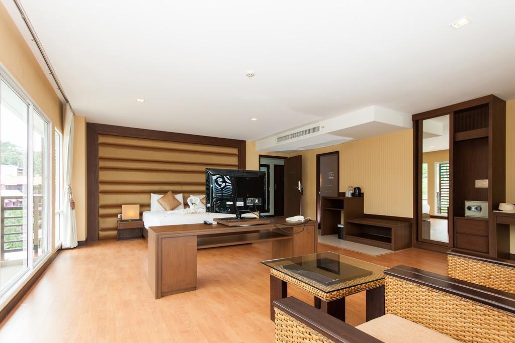 The Kris Resort Hotel
