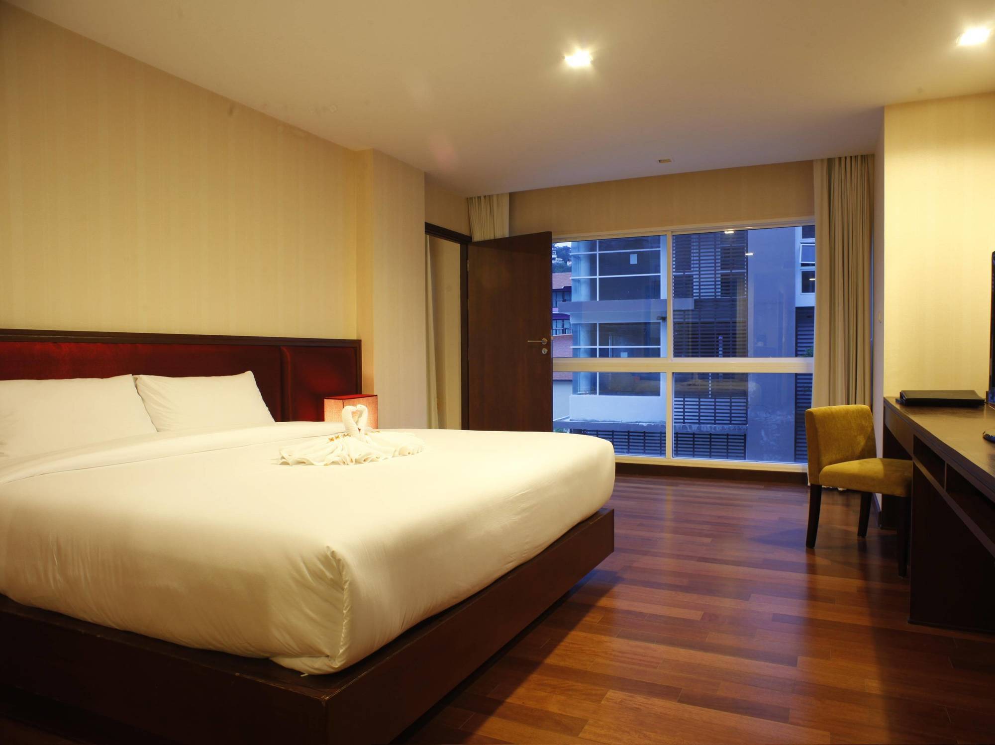 The Kris Resort Hotel 4* Patong