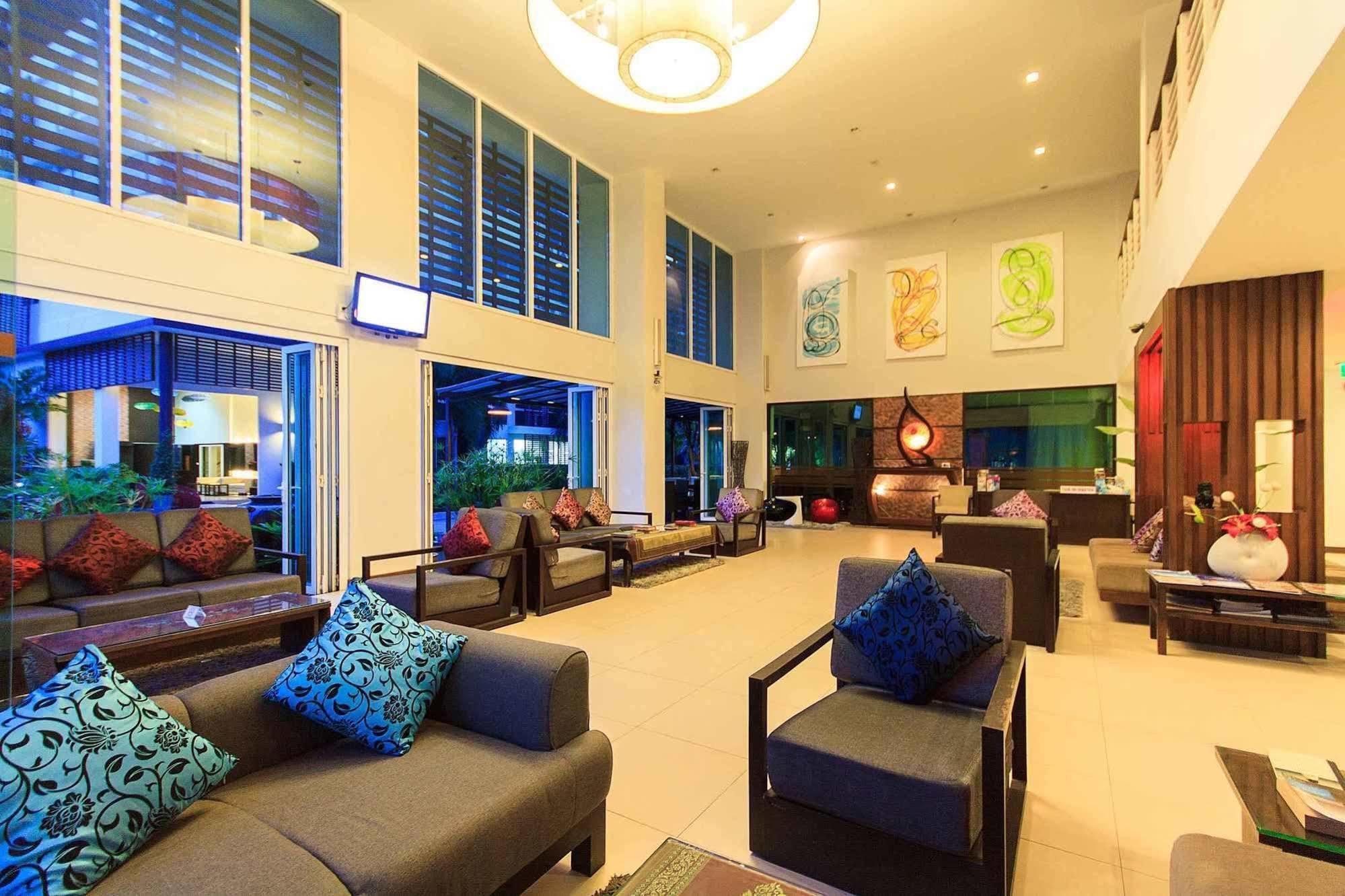 Hotel The Kris Resort Hotel